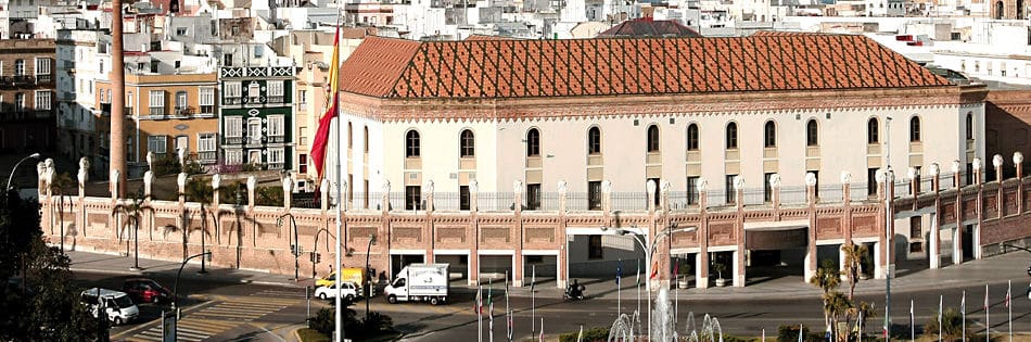 Visitando las mansiones y palacios de Cádiz